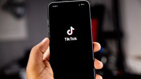 SUA cere interzicerea TikTok-ului! Influencerii au ieșit în stradă pentru a protesta